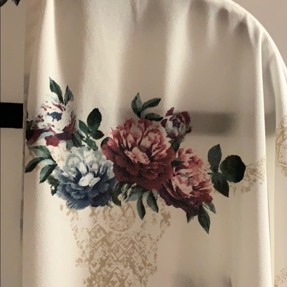 Peach Love California Kimono - Picture 6 of 8